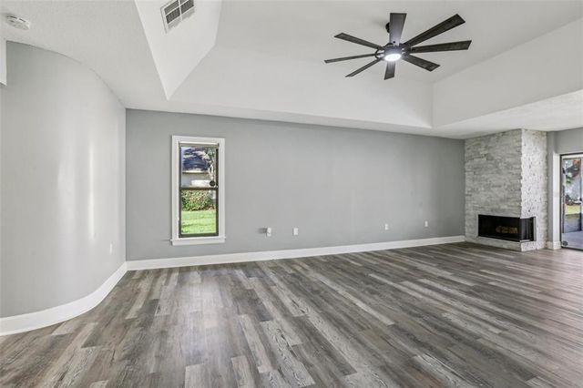 1010 EMERALD CREEK DRIVE, Valrico, FL 33596