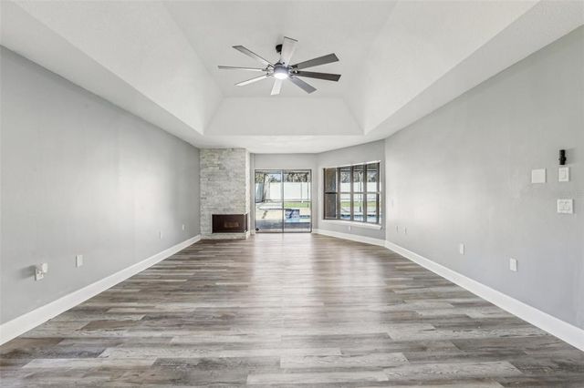1010 EMERALD CREEK DRIVE, Valrico, FL 33596