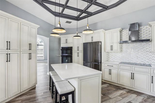 1010 EMERALD CREEK DRIVE, Valrico, FL 33596