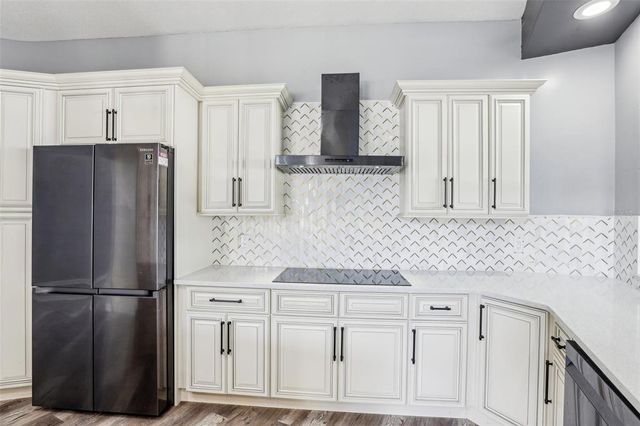1010 EMERALD CREEK DRIVE, Valrico, FL 33596