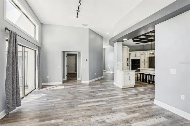 1010 EMERALD CREEK DRIVE, Valrico, FL 33596