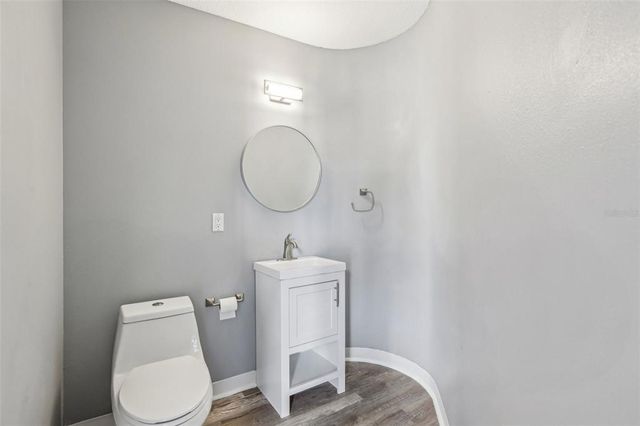 1010 EMERALD CREEK DRIVE, Valrico, FL 33596