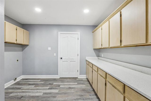 1010 EMERALD CREEK DRIVE, Valrico, FL 33596