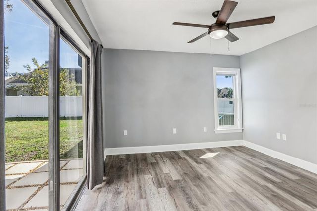 1010 EMERALD CREEK DRIVE, Valrico, FL 33596