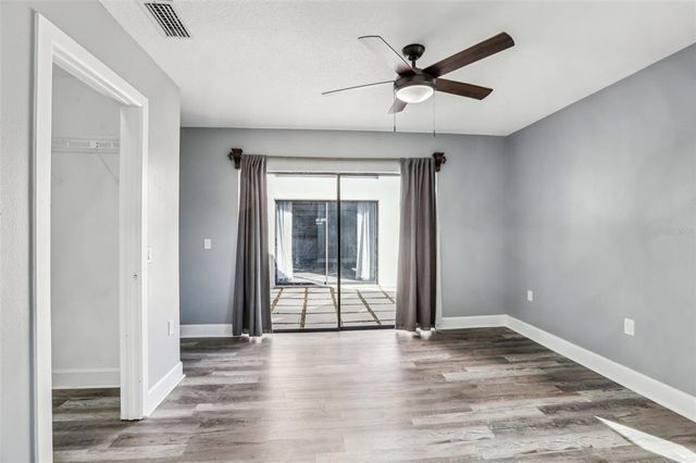 1010 EMERALD CREEK DRIVE, Valrico, FL 33596