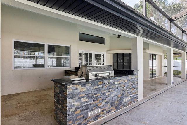 1010 EMERALD CREEK DRIVE, Valrico, FL 33596