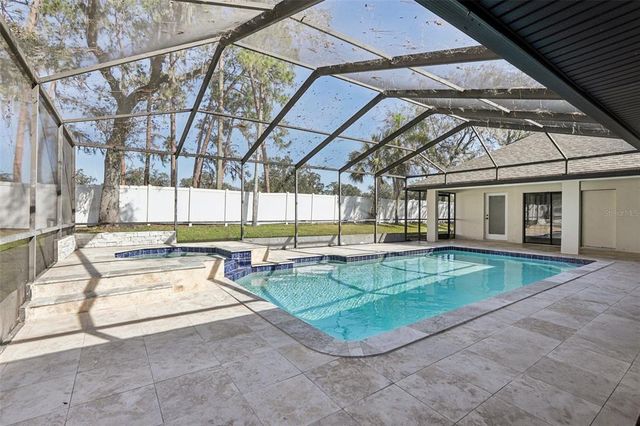 1010 EMERALD CREEK DRIVE, Valrico, FL 33596