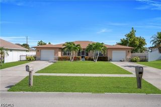 836 SW Trafalgar PKWY B, Cape Coral, FL 33991