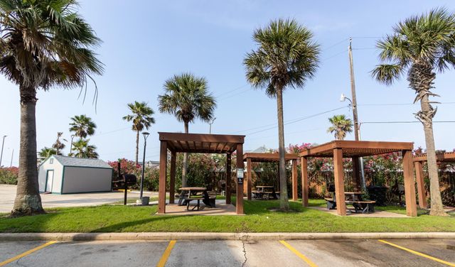 6102 Seawall Boulevard 286, Galveston, TX 77551
