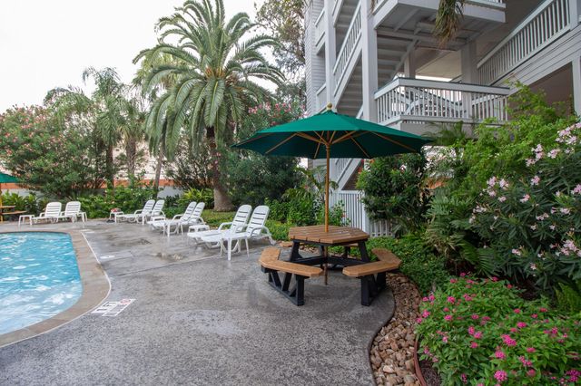 6102 Seawall Boulevard 286, Galveston, TX 77551