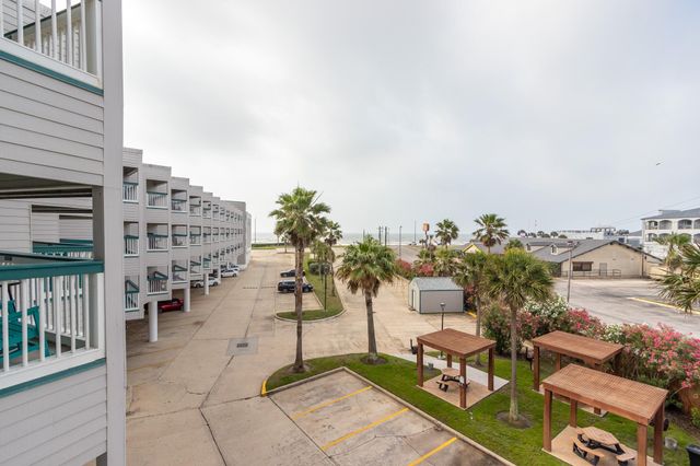 6102 Seawall Boulevard 286, Galveston, TX 77551