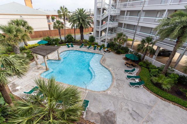 6102 Seawall Boulevard 286, Galveston, TX 77551