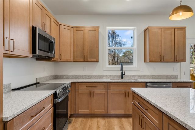 125 Cambridge Lane, Pendleton, SC 29670