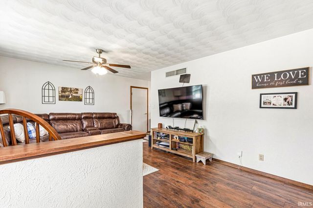13480 Esther Avenue, Mishawaka, IN 46545