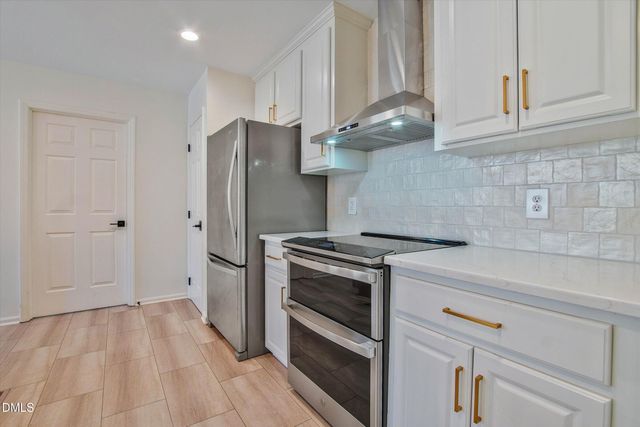 2547 Comanche Trail, Hillsborough, NC 27278