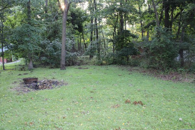 2164 E Gaisor Drive, Crete, IL 60417