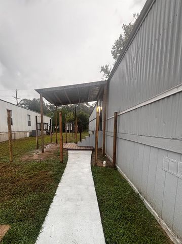 7684 S Sh 75 44, Huntsville, TX 77340