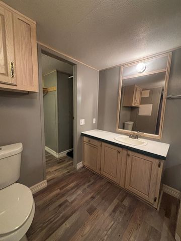 7684 S Sh 75 44, Huntsville, TX 77340