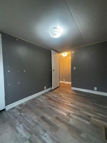 7684 S Sh 75 44, Huntsville, TX 77340