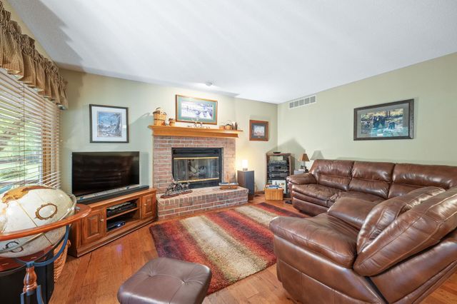 2408 N Stoneybrook St, Wichita, KS 67226