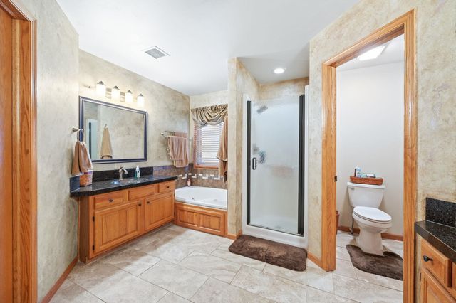 2408 N Stoneybrook St, Wichita, KS 67226