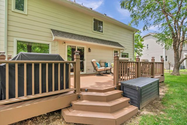 2408 N Stoneybrook St, Wichita, KS 67226