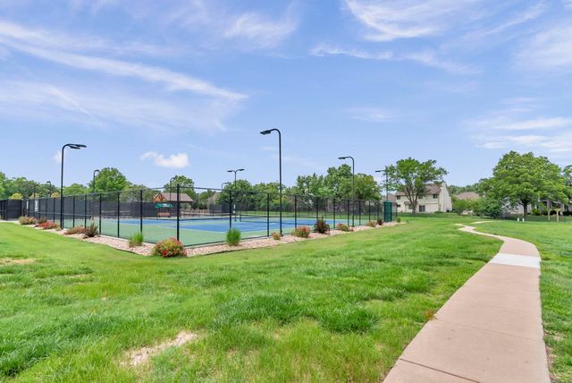 2408 N Stoneybrook St, Wichita, KS 67226