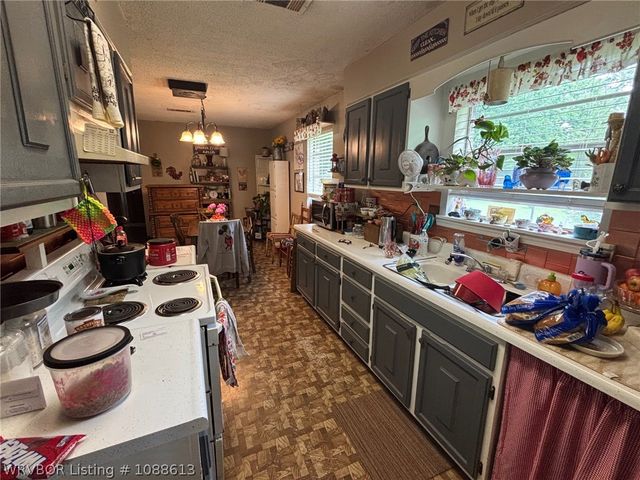 924 Chitwood Street, Alma, AR 72921