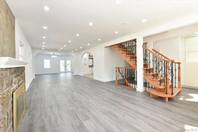 7627 175th Street, Fresh Meadows, NY 11366