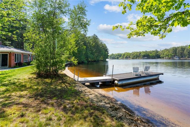 65 Sunset Lake Circle, Coventry, RI 02816