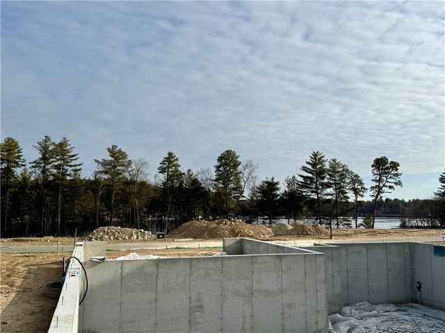 65 Sunset Lake Circle, Coventry, RI 02816