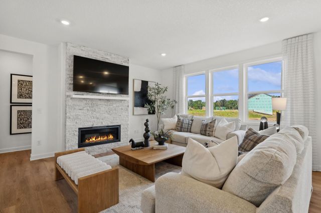 8852 Binder Way, Woodbury, MN 55129
