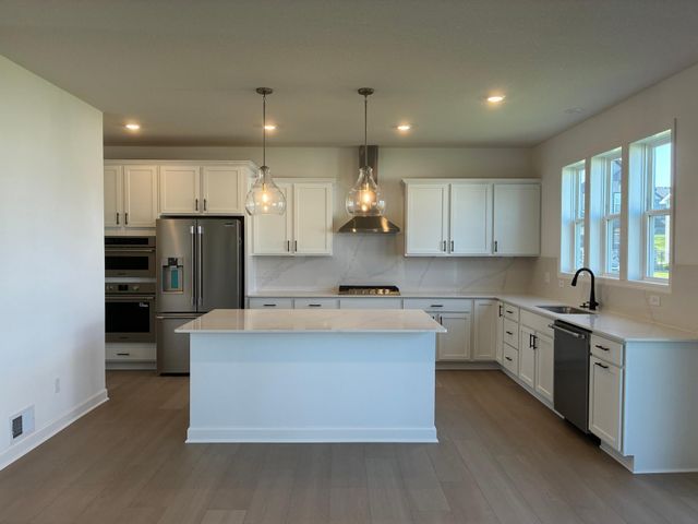 8852 Binder Way, Woodbury, MN 55129