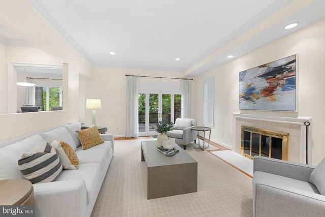 4667 KENMORE DR NW, Washington, DC 20007