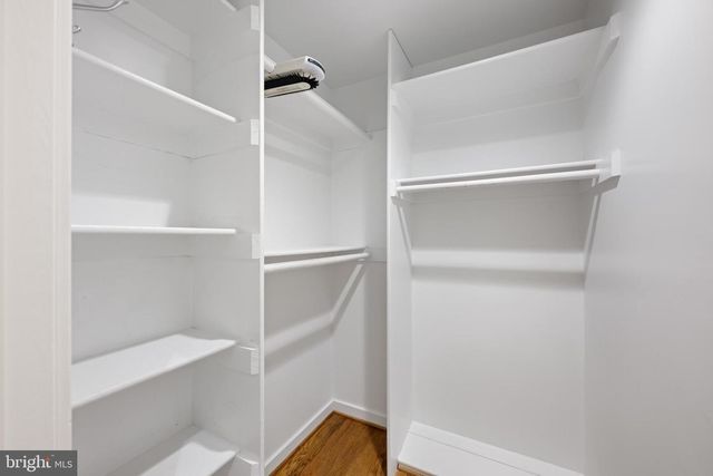 4667 KENMORE DR NW, Washington, DC 20007