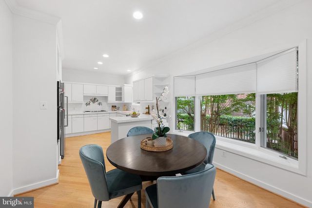 4667 KENMORE DR NW, Washington, DC 20007