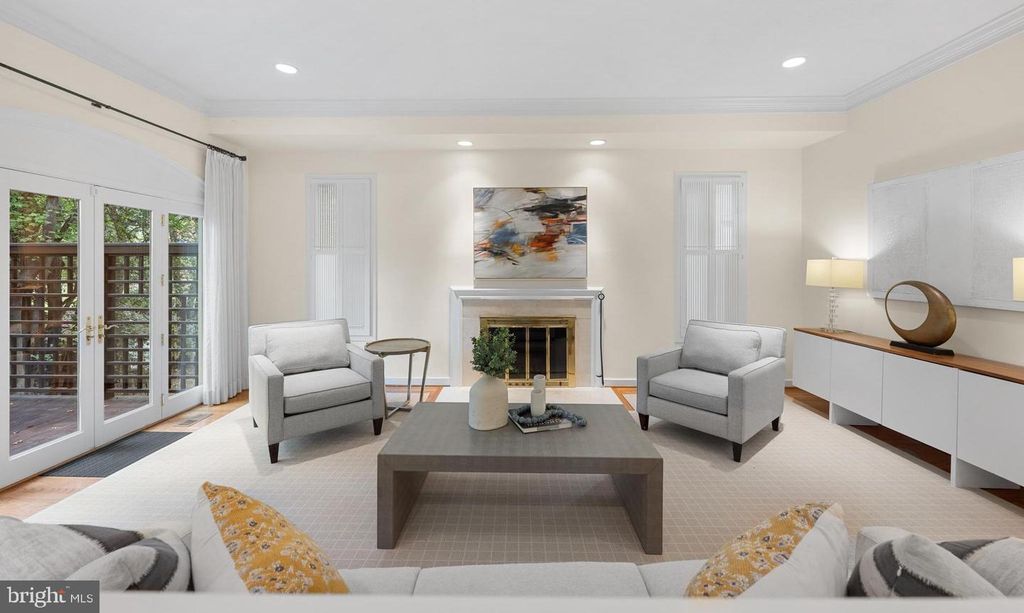 4667 KENMORE DR NW, Washington, DC 20007