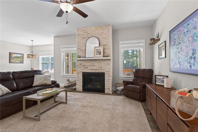 5660 Regal CT, Providence Forge, VA 23140