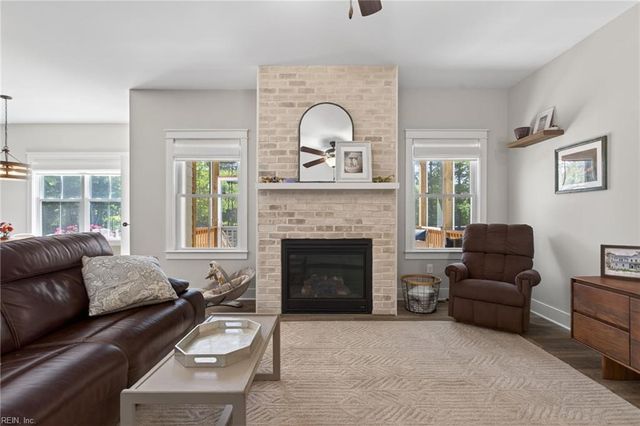 5660 Regal CT, Providence Forge, VA 23140