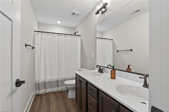 5660 Regal CT, Providence Forge, VA 23140