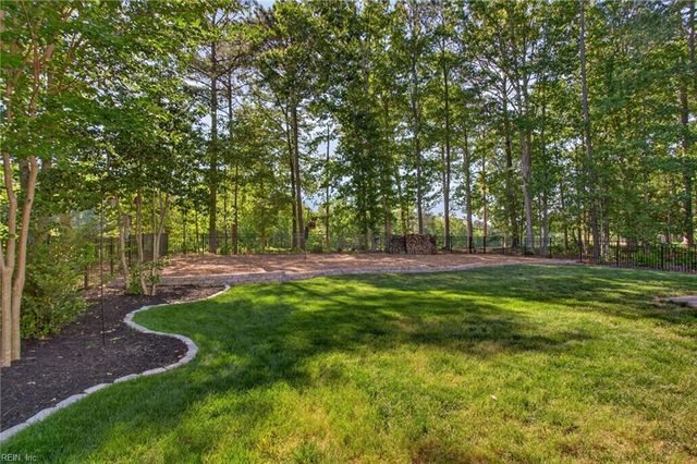 5660 Regal CT, Providence Forge, VA 23140