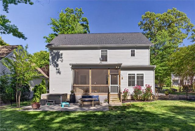 5660 Regal CT, Providence Forge, VA 23140