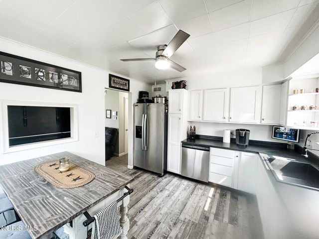 5427 Florita Drive, Toledo, OH 43615