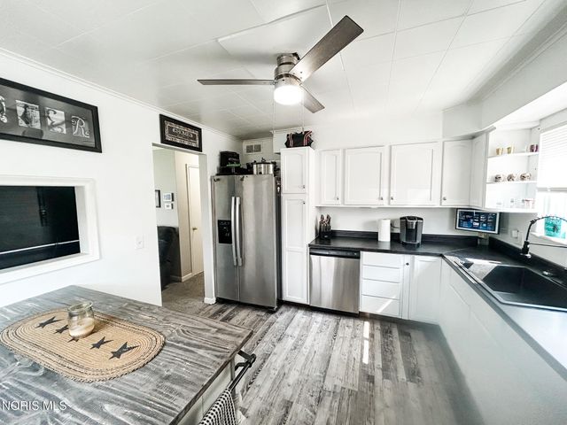 5427 Florita Drive, Toledo, OH 43615