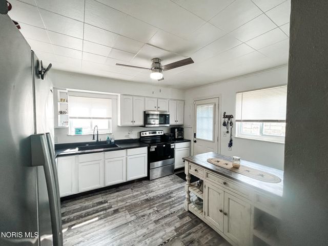 5427 Florita Drive, Toledo, OH 43615