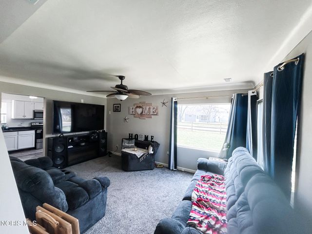 5427 Florita Drive, Toledo, OH 43615