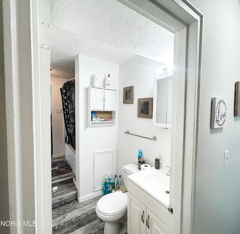 5427 Florita Drive, Toledo, OH 43615