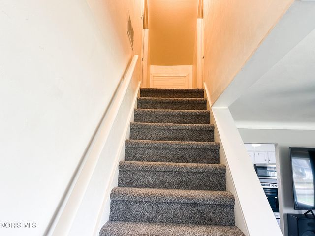 5427 Florita Drive, Toledo, OH 43615