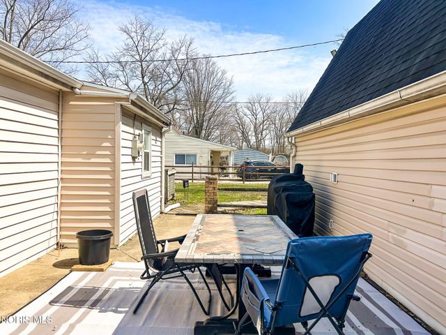 5427 Florita Drive, Toledo, OH 43615