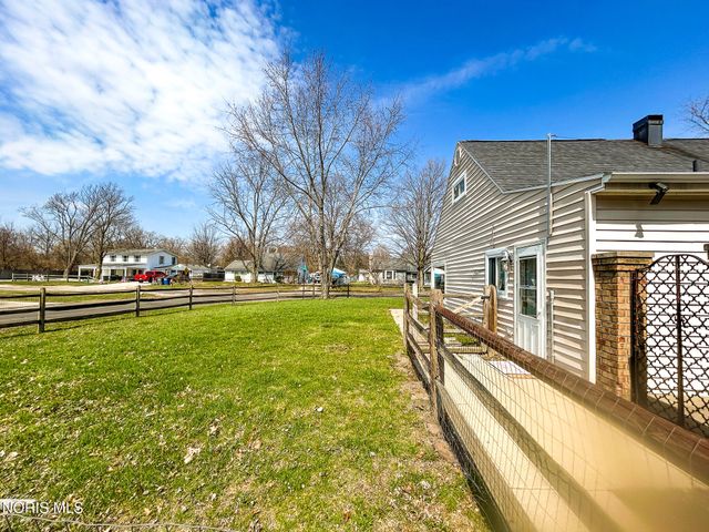 5427 Florita Drive, Toledo, OH 43615